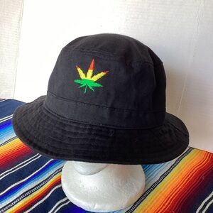 Spencer’s We3d Rasta Bucket hat